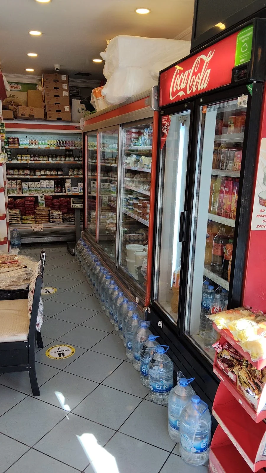 Üsküdar şarküteri soğuk dolap reyonu